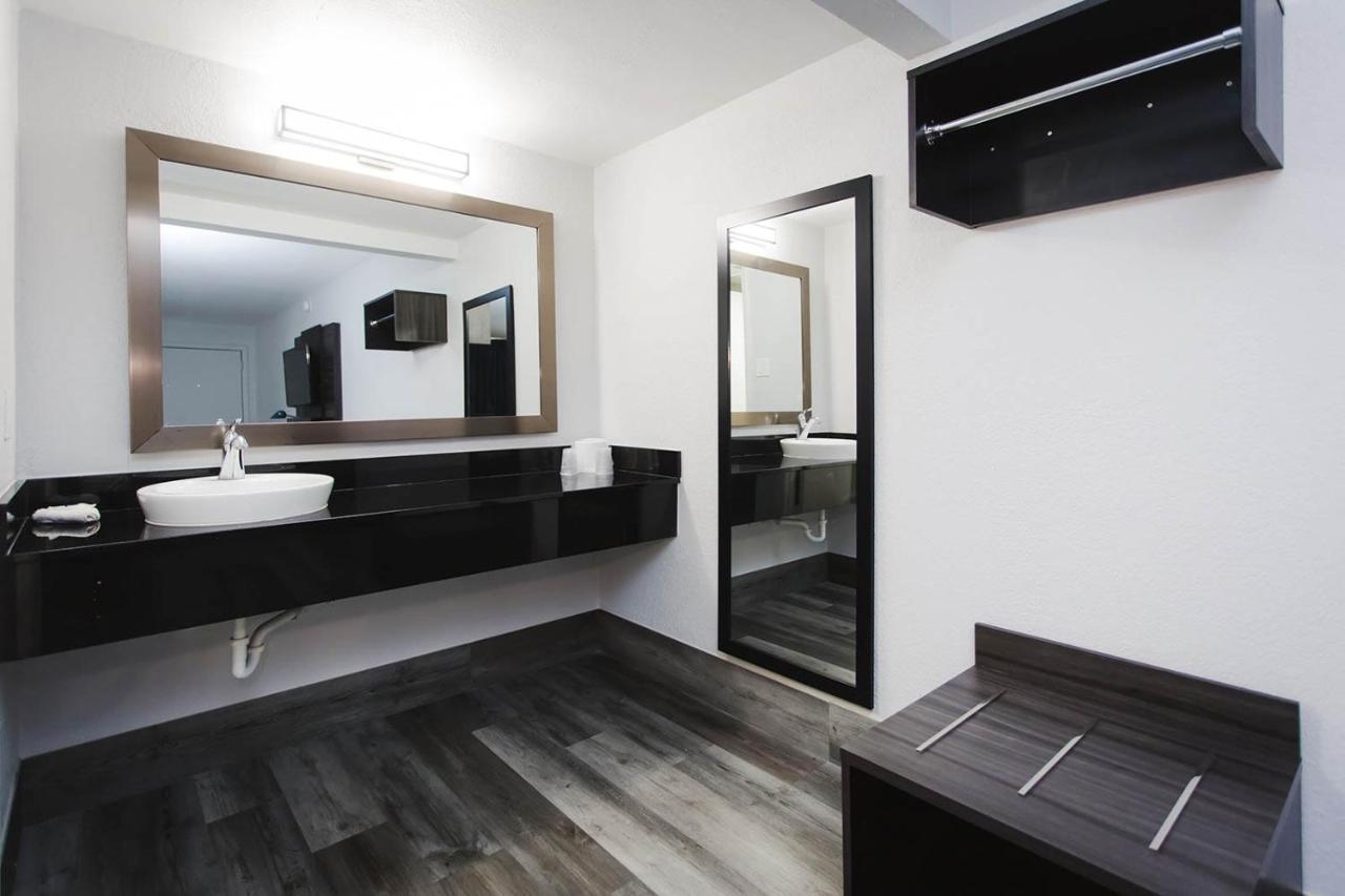 Studio 6 Houston Tx Medical Center Nrg Stadium ภายนอก รูปภาพ